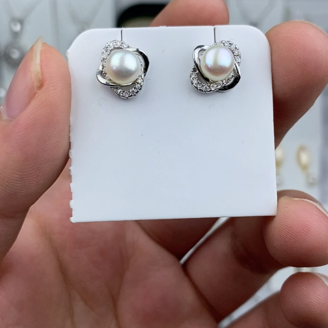 淡水珍珠未镶嵌耳饰