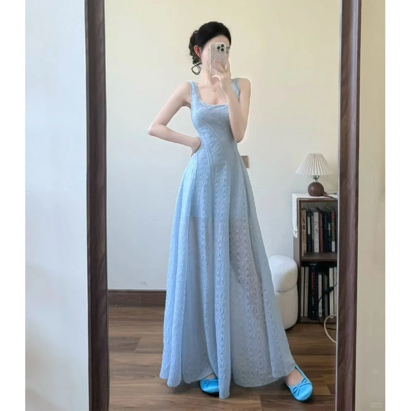 法式高级感超好看收腰修身显瘦长裙海边度假风吊带连衣裙2025夏季