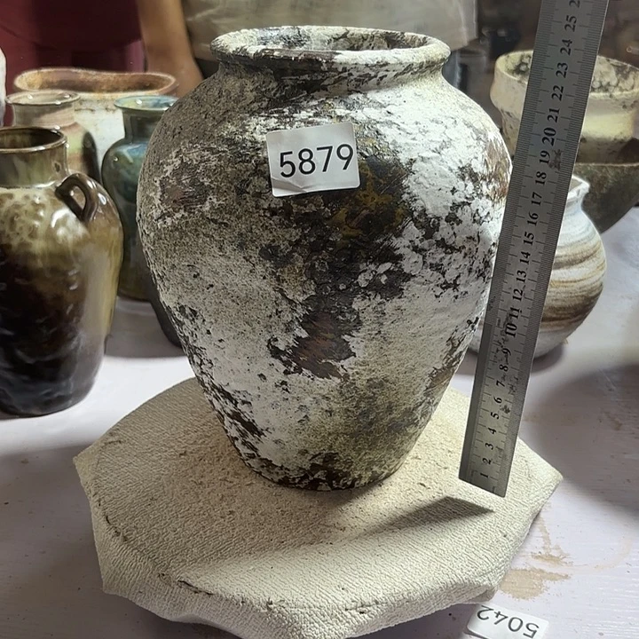 摆件高24，口10，无孔，5879