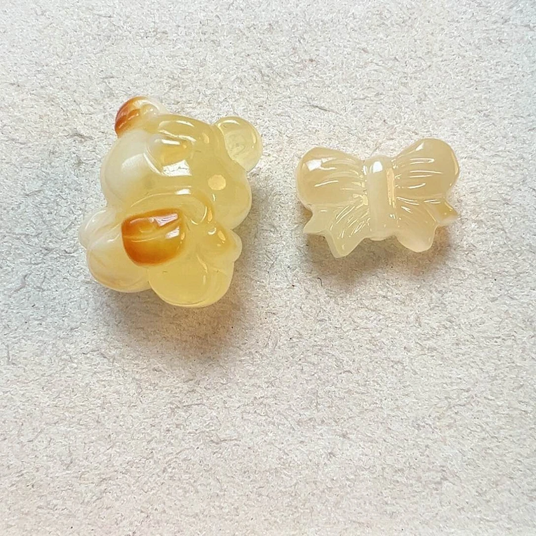 琥珀珠宝奇石未镶嵌大*柒