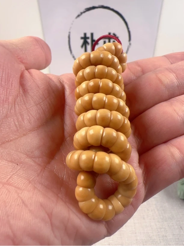 「朴朮」龙脊卡8蒜瓣大肠 玉化老料钥匙孔（有缩尺介意勿拍）