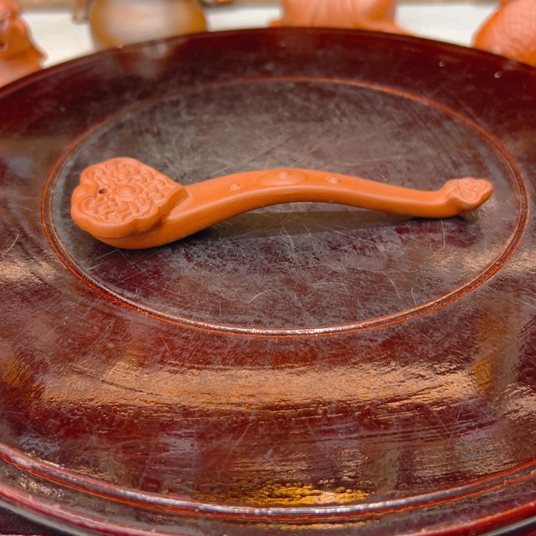 紫砂如意，朱泥。。。