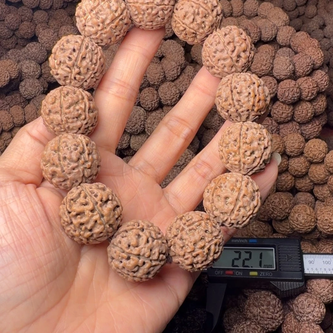 手串金刚菩提7瓣卡22尺，33号