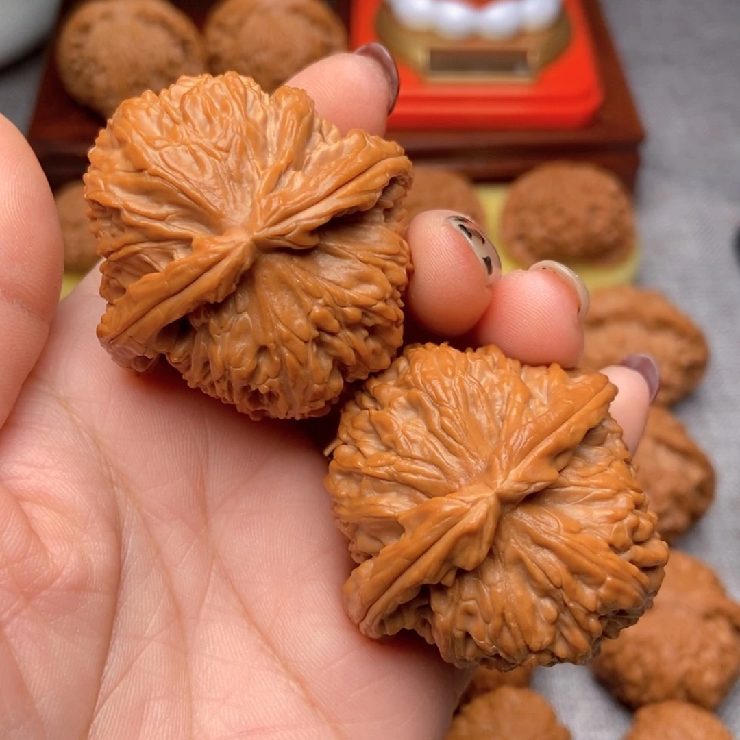 把件文玩核桃白狮子44全品