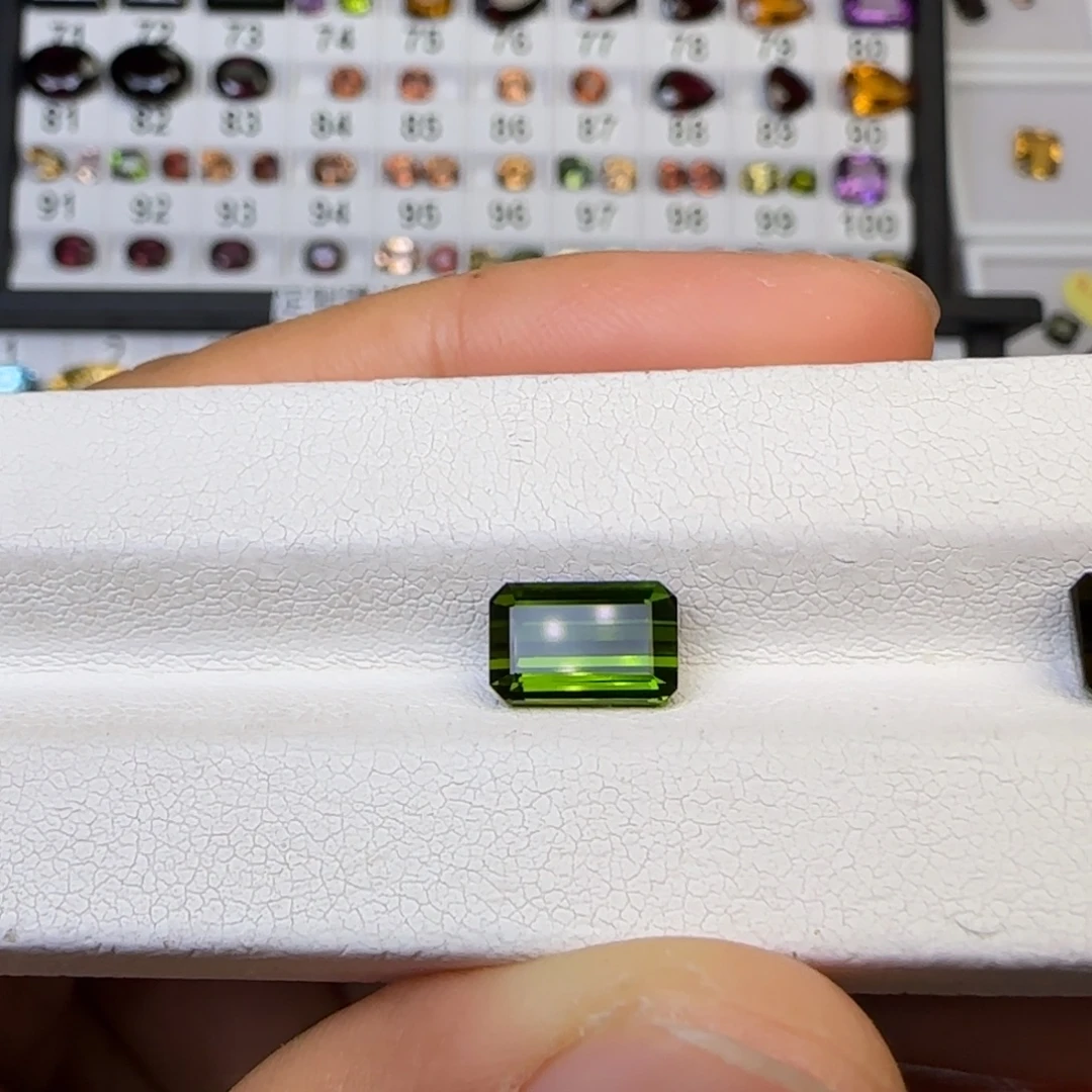 碧玺珠宝半成品未镶嵌天然 2.25克拉