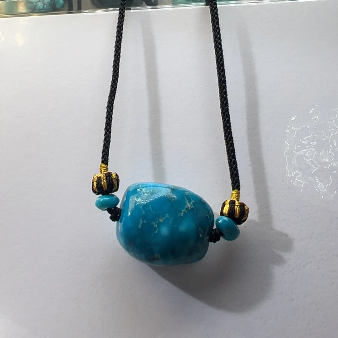 绿松石未镶嵌挂件