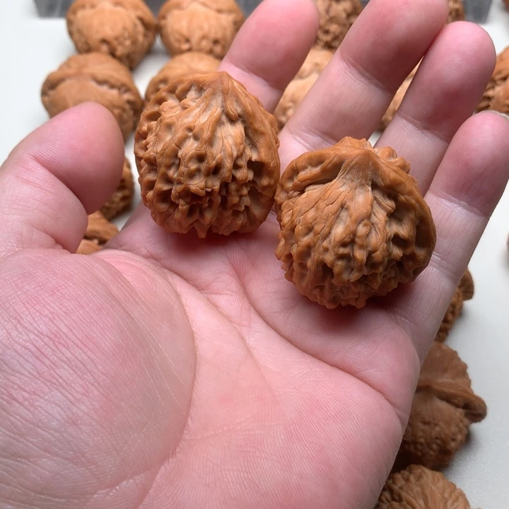 文玩核桃吊坠养*多龙门涧