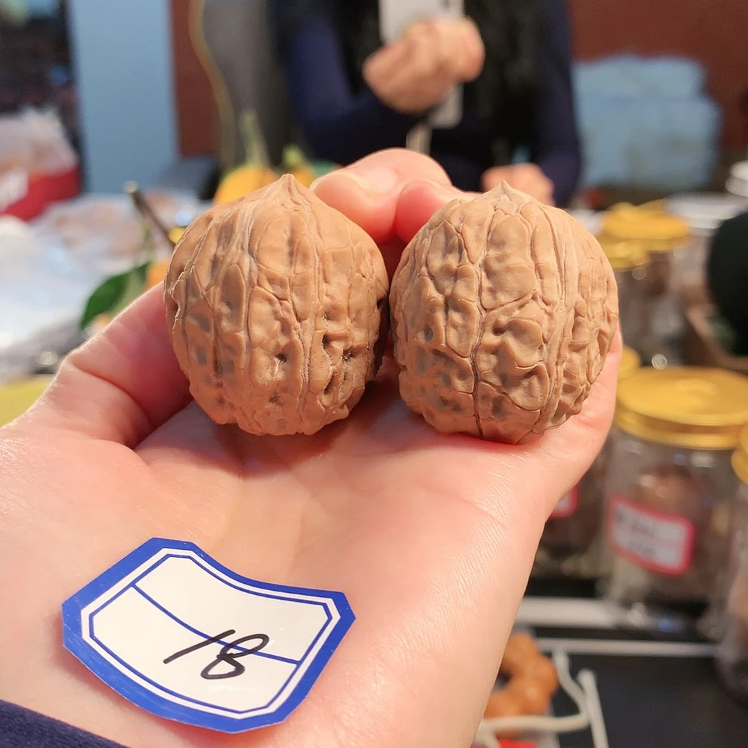 【闪购商品】吊坠文玩核桃罗汉头 32尺