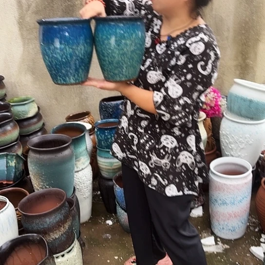 口18高22两个盆子。