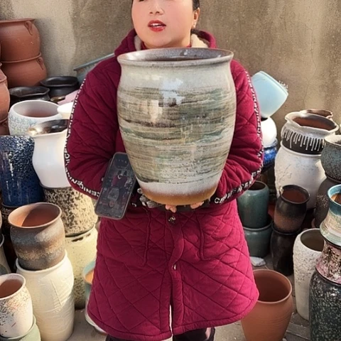 口25高31瑕疵盆子。