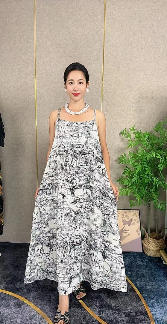【衣人专属NEW】高定时尚碎花提花夏季长裙百搭大码吊带裙