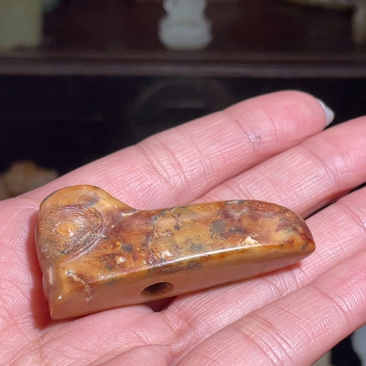 蓝***河和田玉未镶嵌颈饰