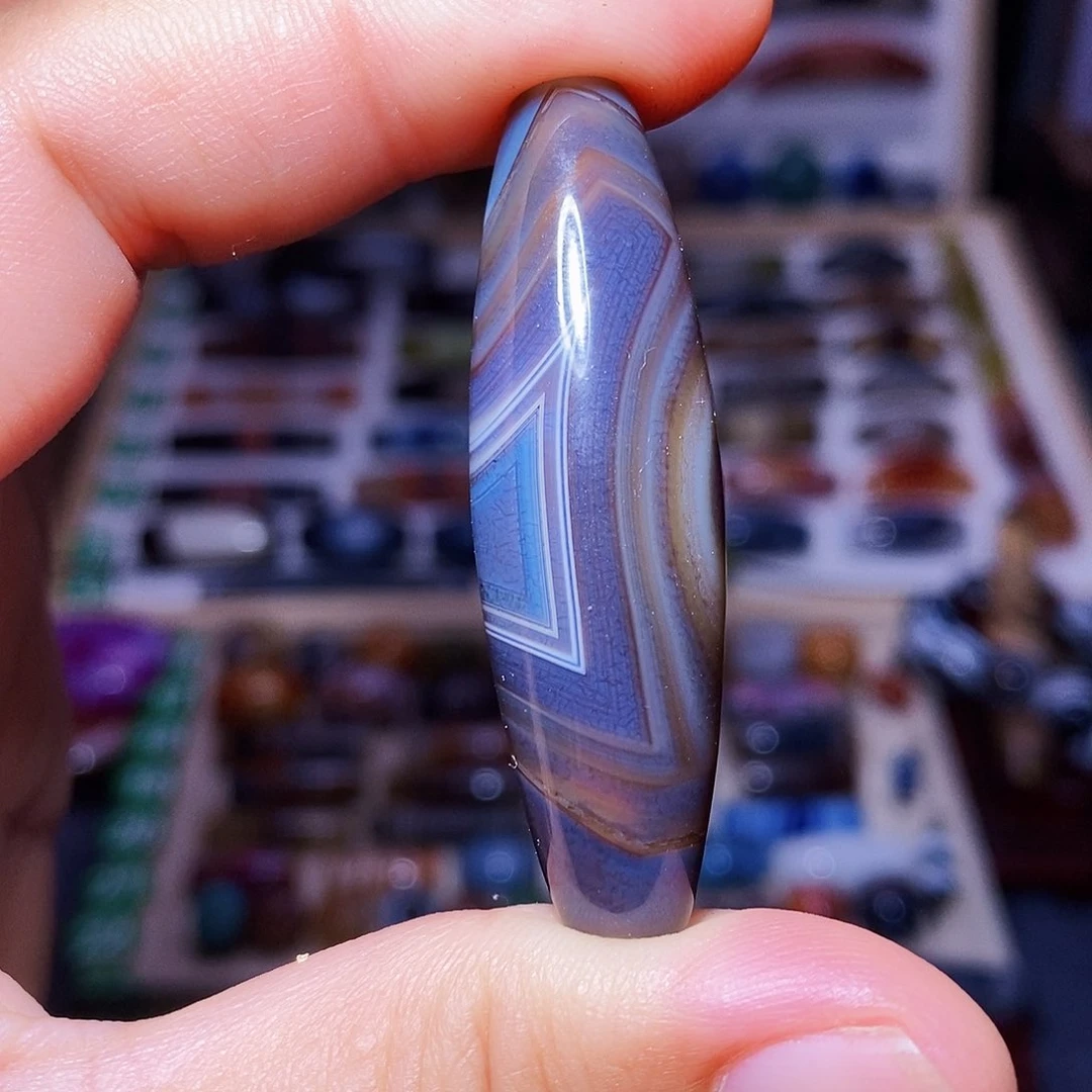 吊坠玛瑙未镶嵌….