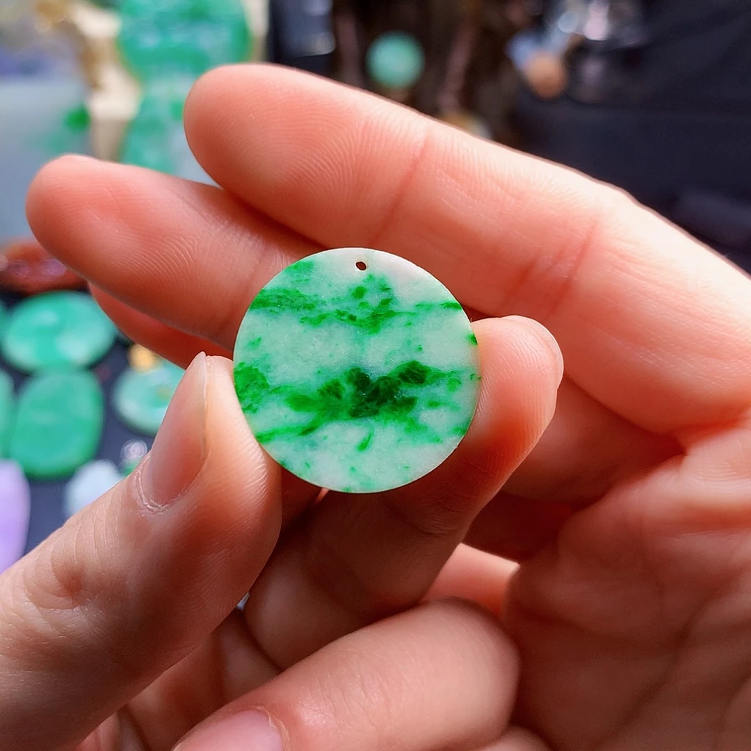 颈饰未镶嵌翡翠翡翠