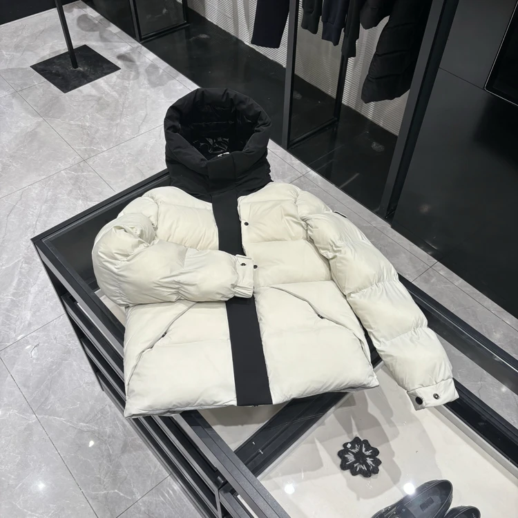 25年秋冬新款 门襟浮雕字母时尚撞色领拼接面包羽绒服-8817