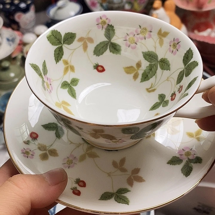瓷片?****货瓷器哈哈哈哈哈哈哈