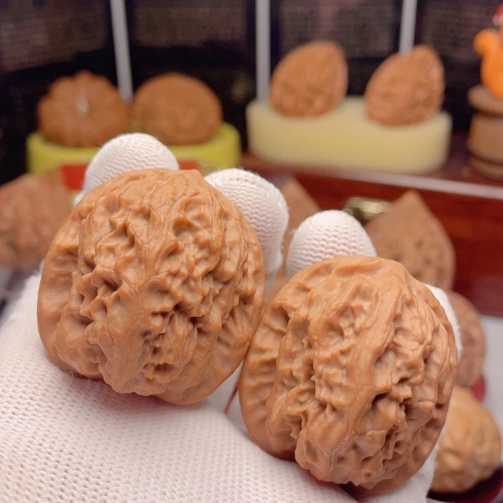 文玩核桃吊坠37原桩野狼