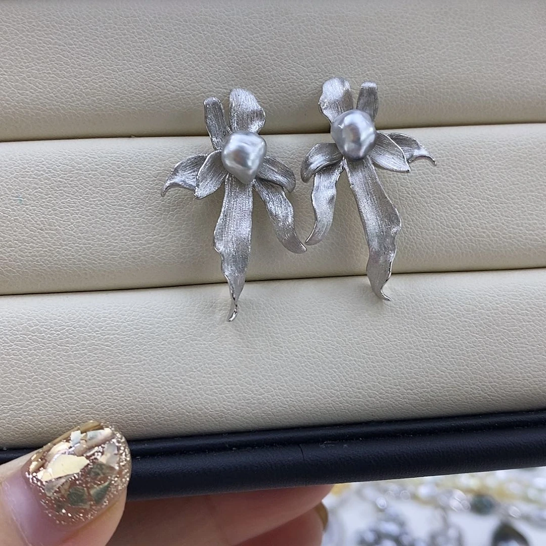 可****银S925镶嵌耳饰海水珍珠