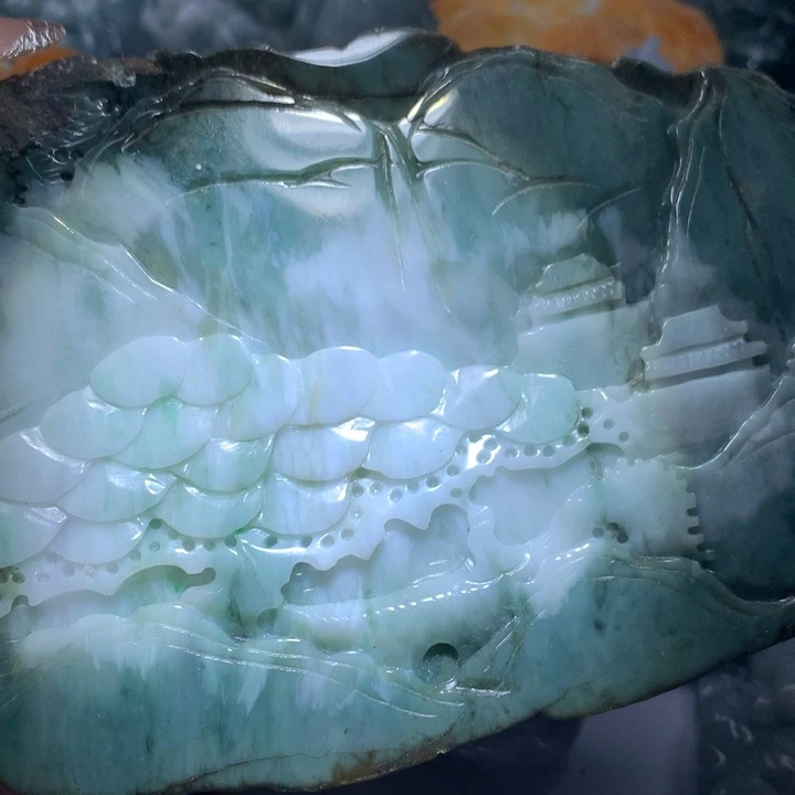 翡翠未镶嵌颈饰保真天然A货翡翠