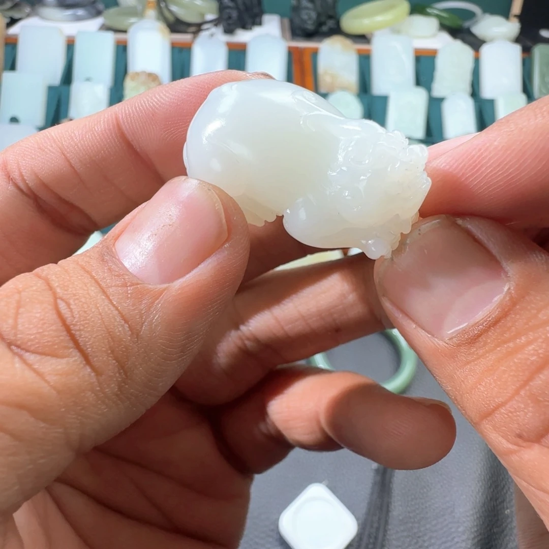 和田玉挂件未镶嵌