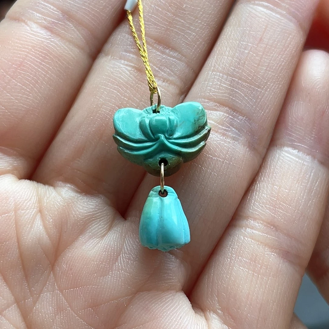 绿松石未镶嵌颈饰