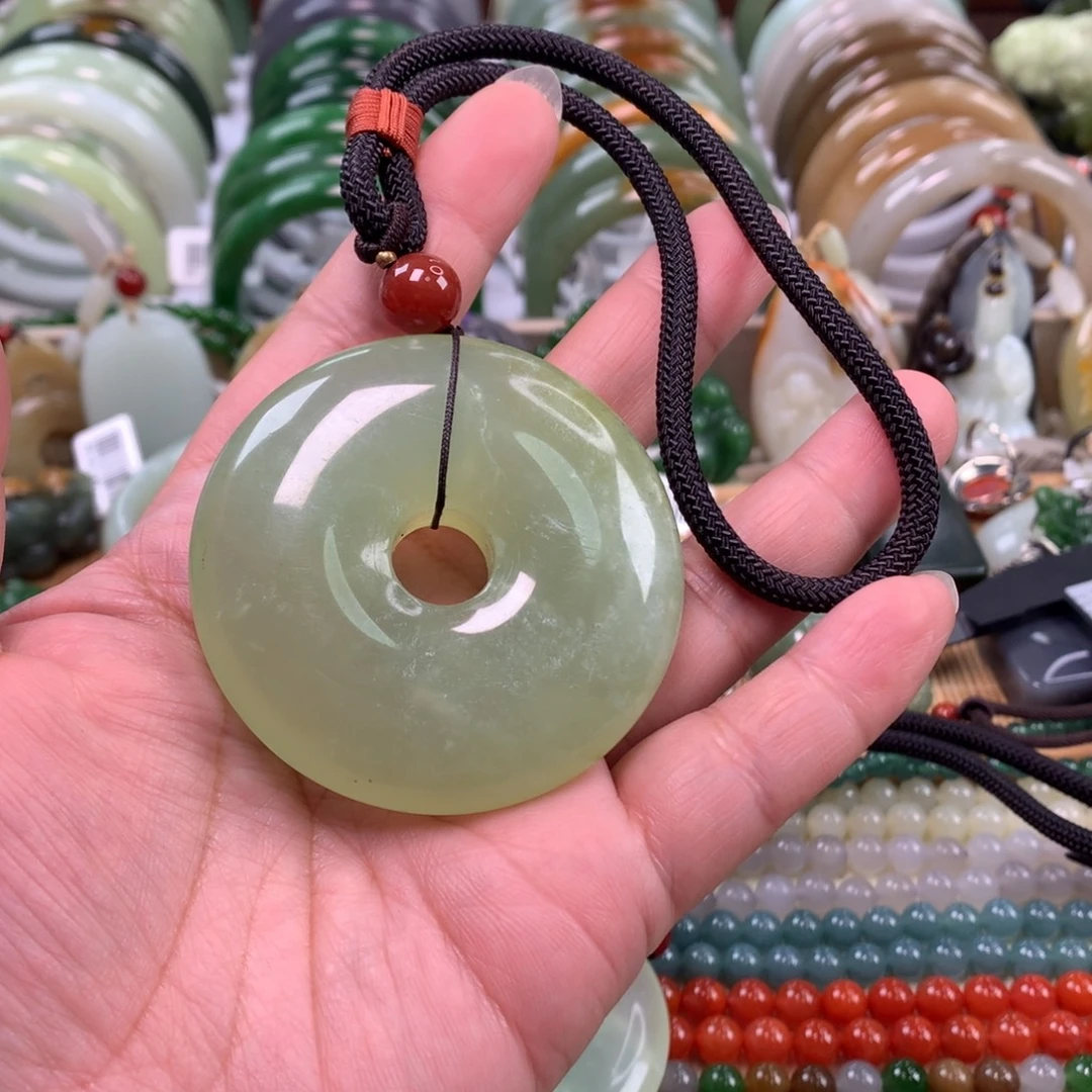 岫玉未镶嵌手把件大平安扣