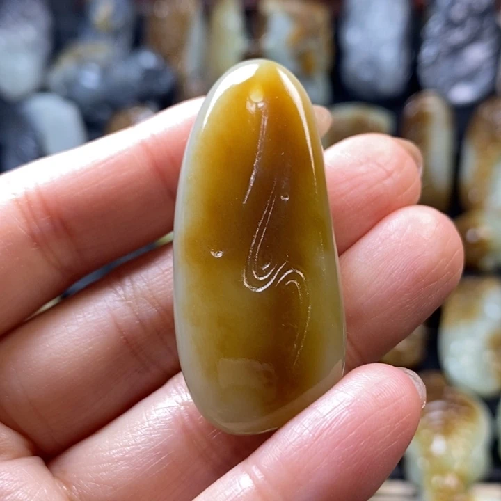 和田玉未镶嵌挂件