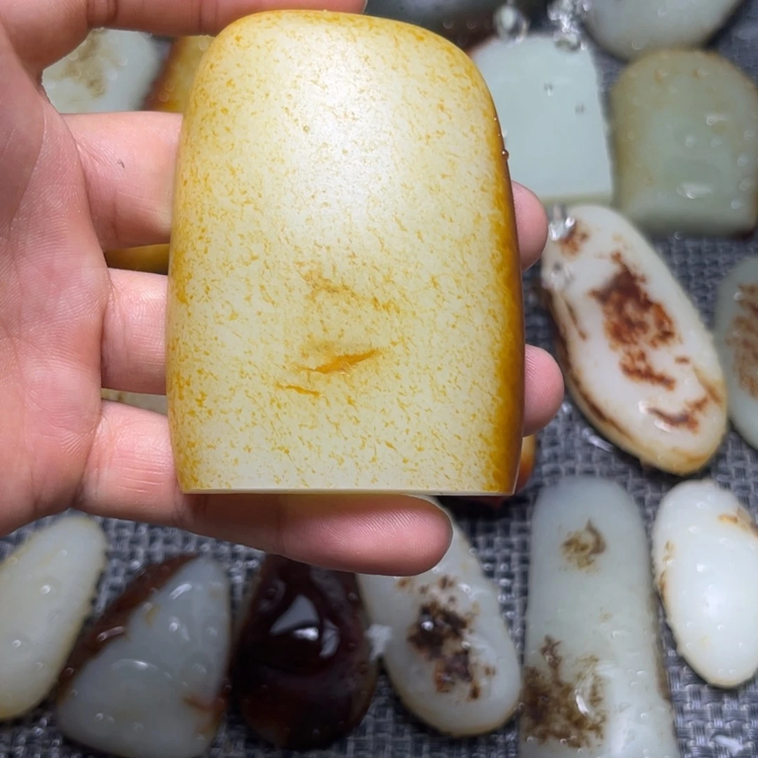 未镶嵌和田玉定制和田玉左***剑