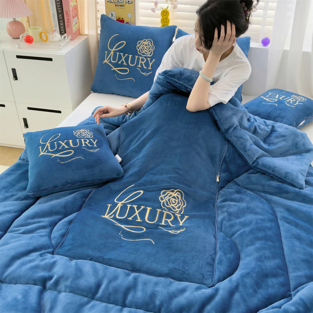 简约牛奶绒两用抱枕被加厚高档汽车靠垫办公室沙发午睡可折叠毛毯