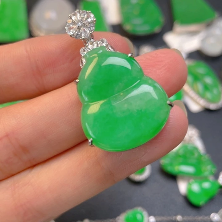 翡翠银S925镶嵌颈饰