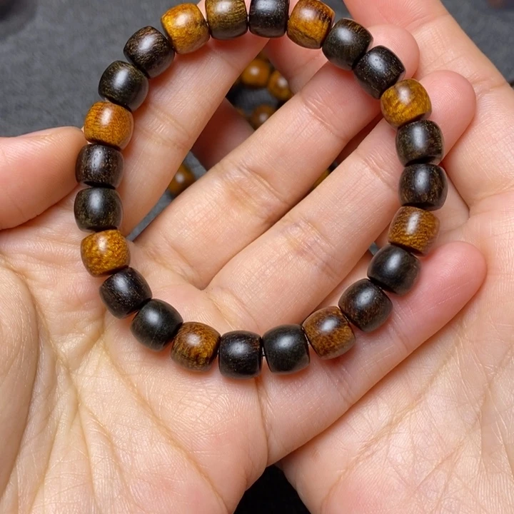 义贡木手串印贡8/9直切多宝