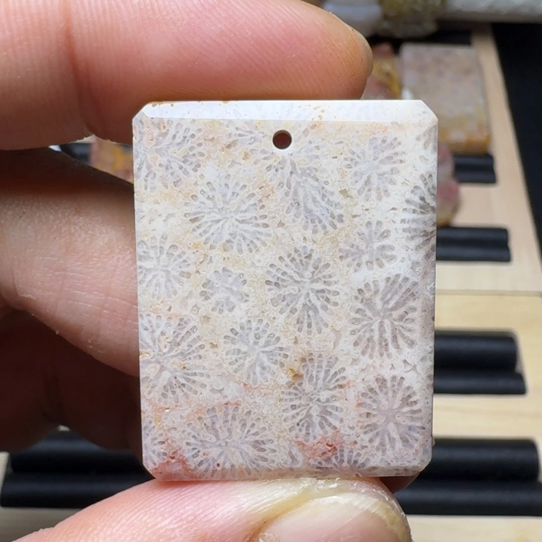 硅化玉纯天然色有机玉石保真色未镶嵌