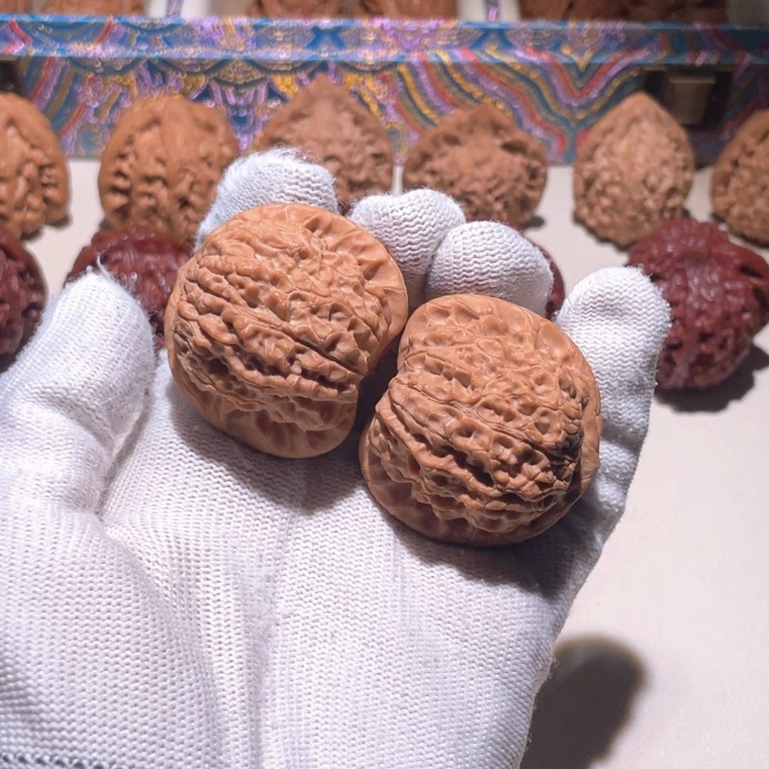 文玩核桃把件39 37 血麒麟 5762