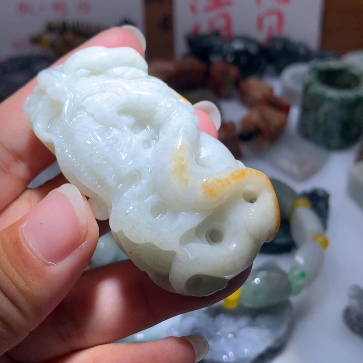 翡翠未镶嵌颈饰保真天然A货翡翠