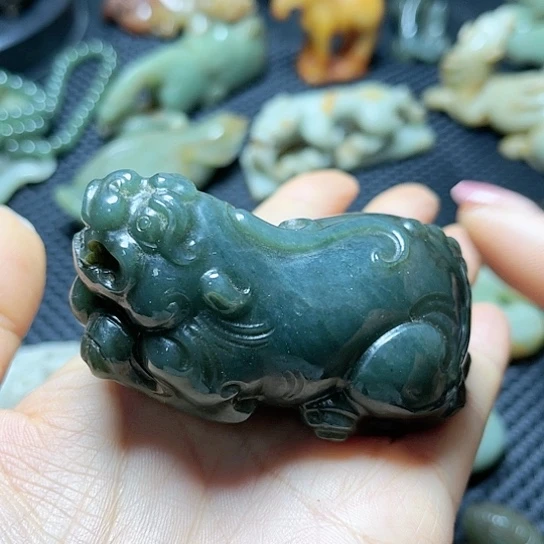 白玉菩提吊坠摆件