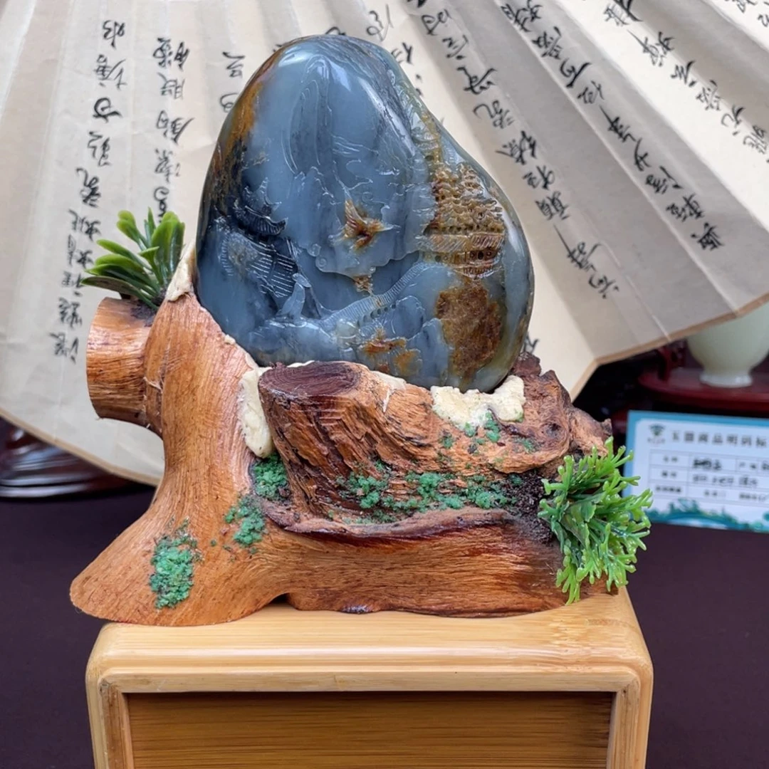 未镶嵌和田玉摆件