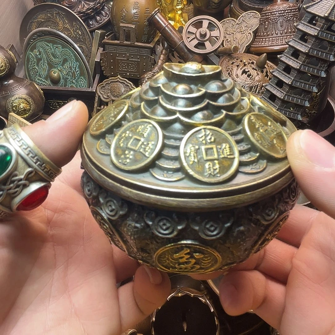 精美铜器收藏品等