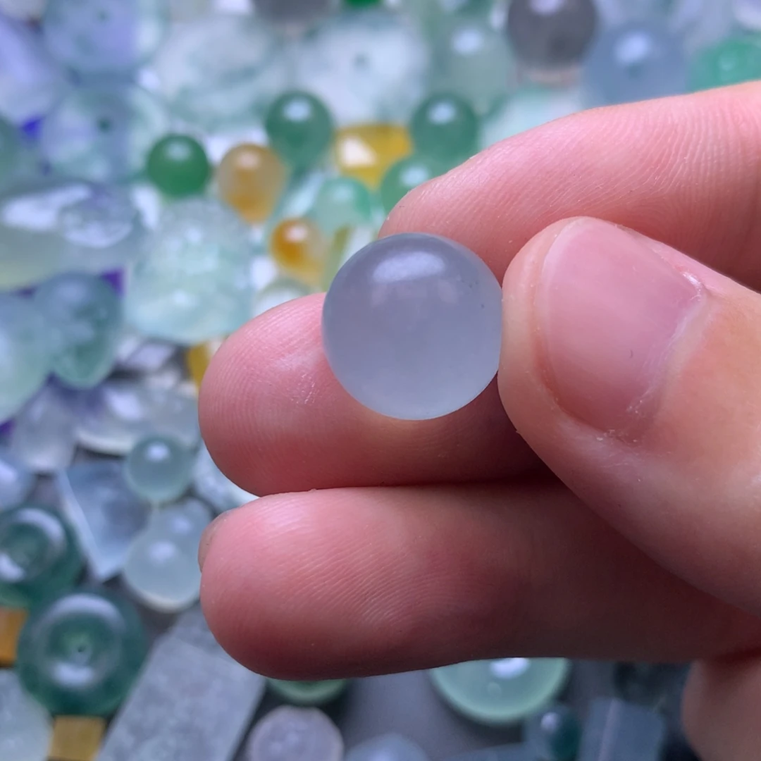 定制翡翠未镶嵌珠子