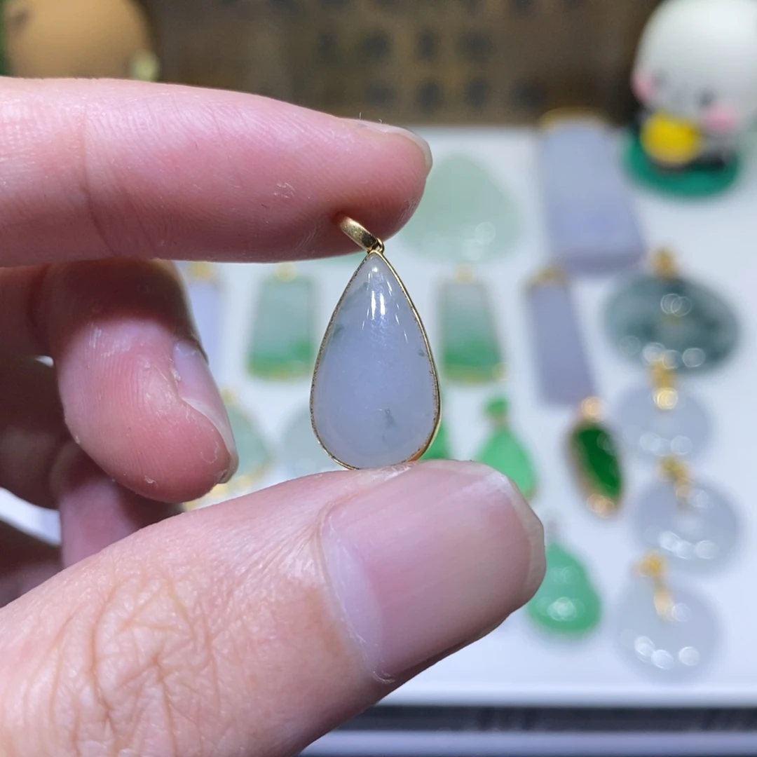 翡翠18K金镶嵌吊坠(不含链)