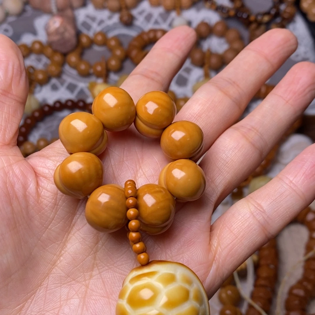 把件猴头核桃柯基屁桃龟甲