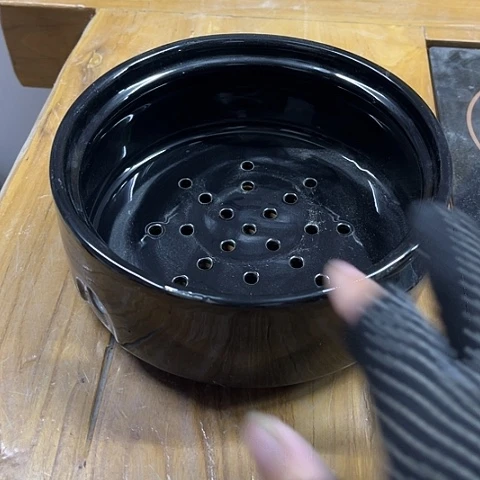 微瑕，不能明火，口径17，高7，2个黑色蒸屉