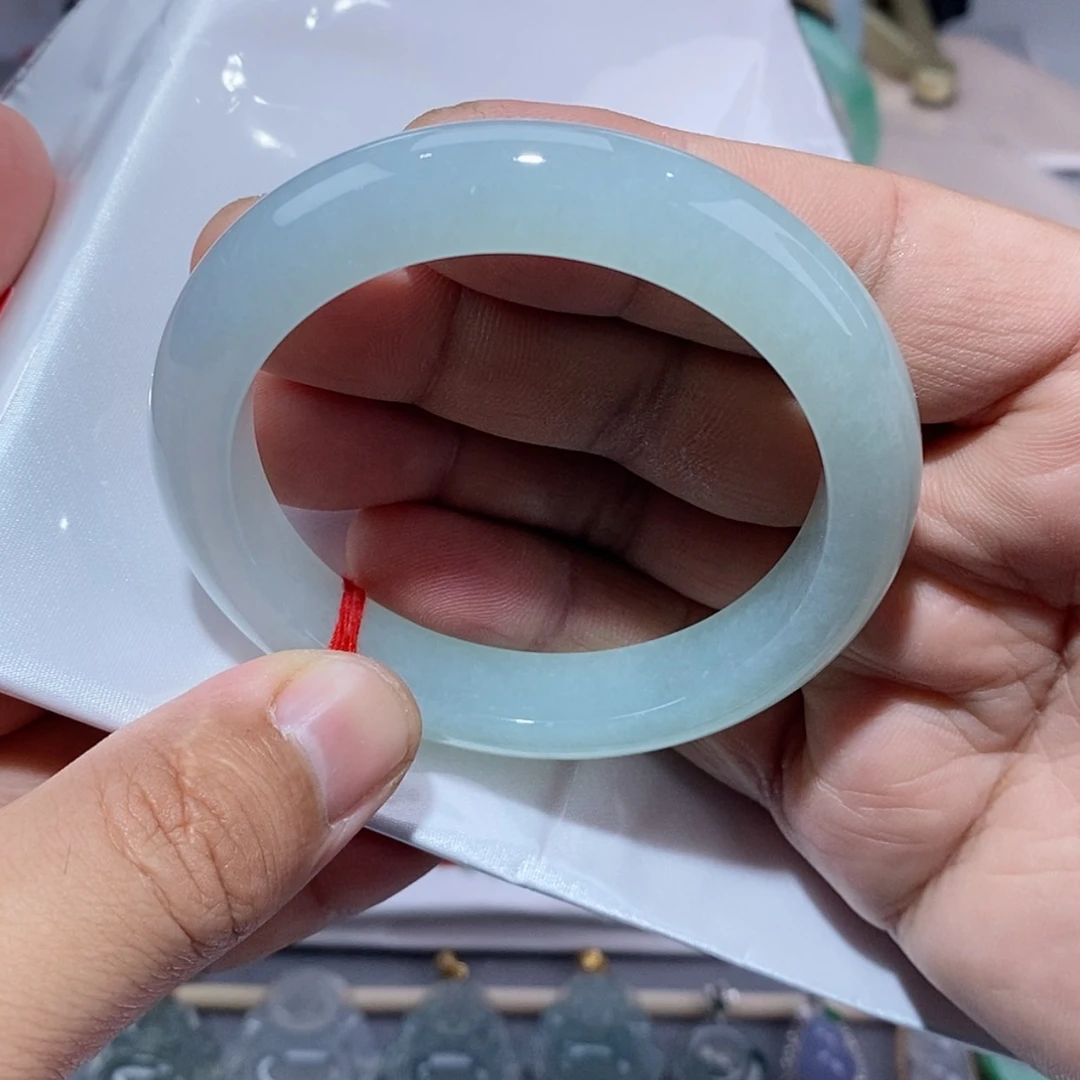 【闪购商品】未镶嵌手镯翡翠