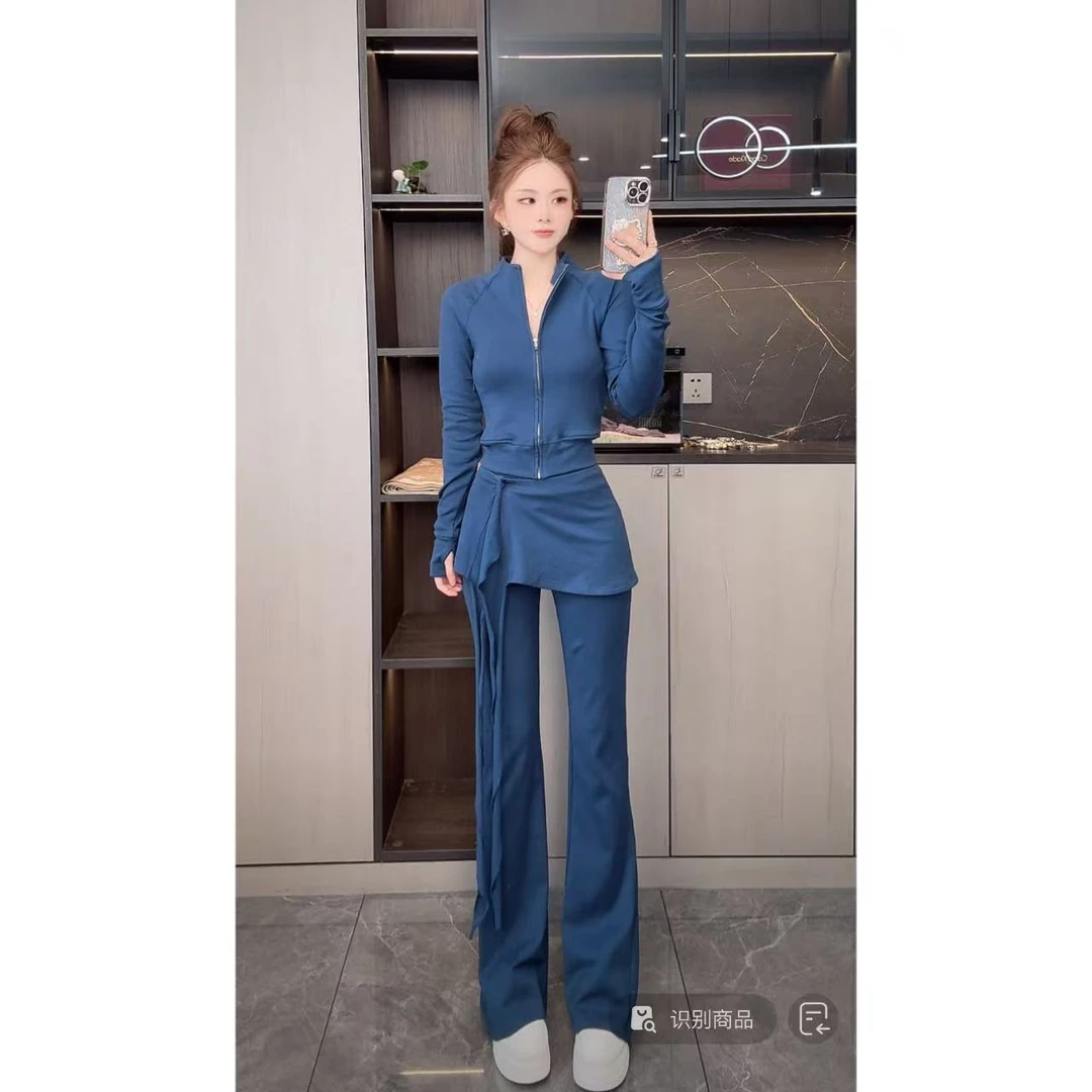 曼曼【时髦周末】修身拉链长袖上衣屁帘喇叭裤三件套装3799#
