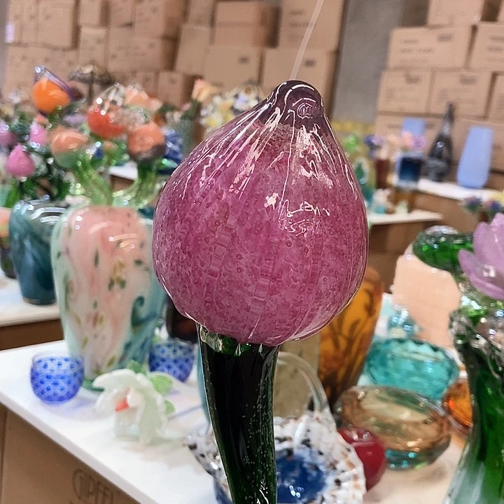 琉璃花瓶高45厘米宽99