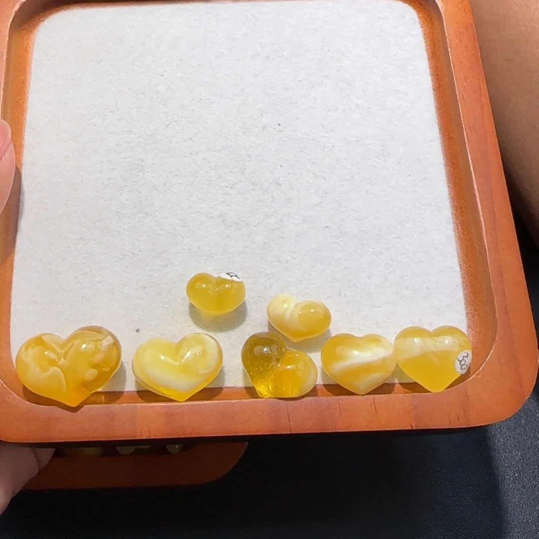 未镶嵌颈饰琥珀蜜蜡