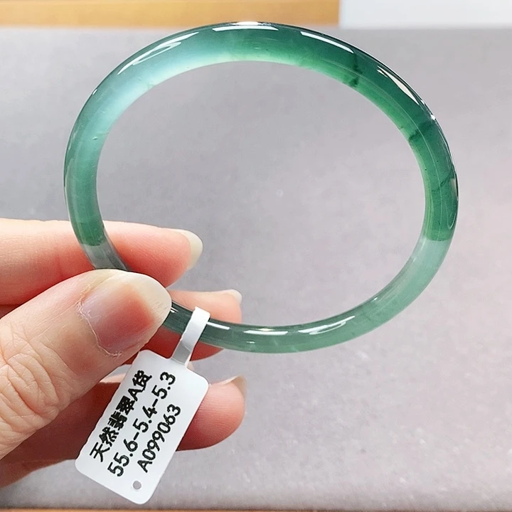 【闪购商品】翡翠手镯（圆镯）未镶嵌