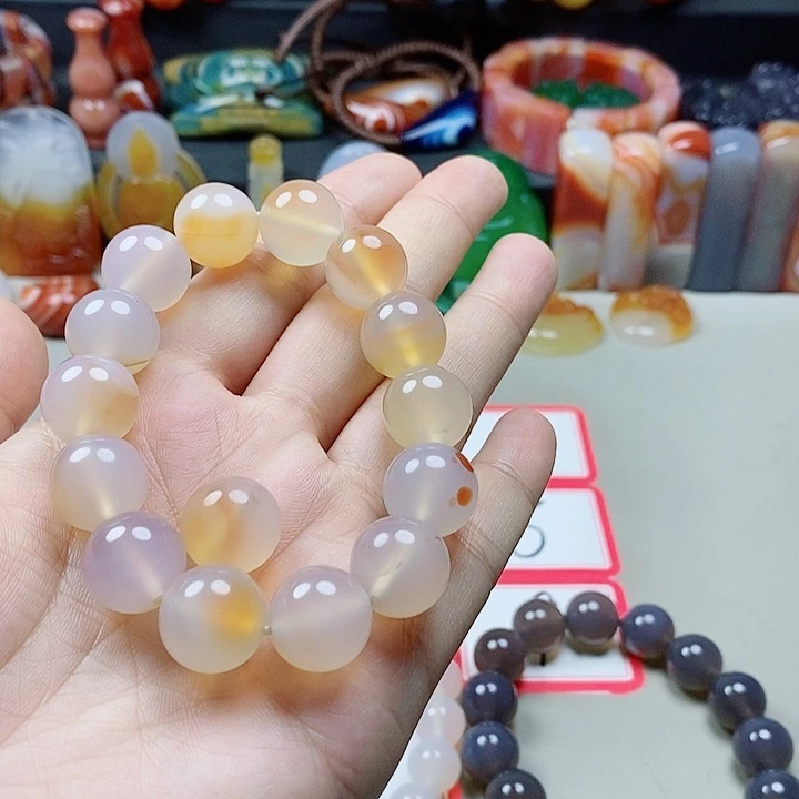 未镶嵌吊坠(不含链)玛瑙/玉髓蛰*