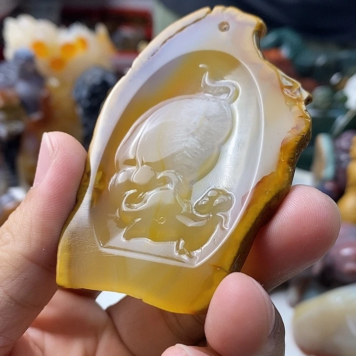 未镶嵌颈饰玛瑙/玉髓