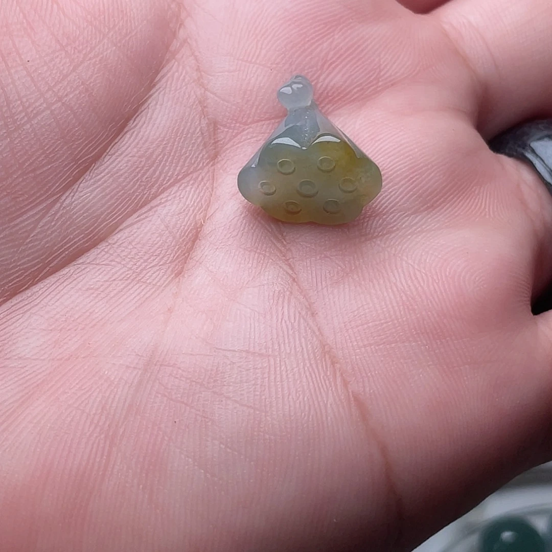 定制翡翠未镶嵌莲蓬
