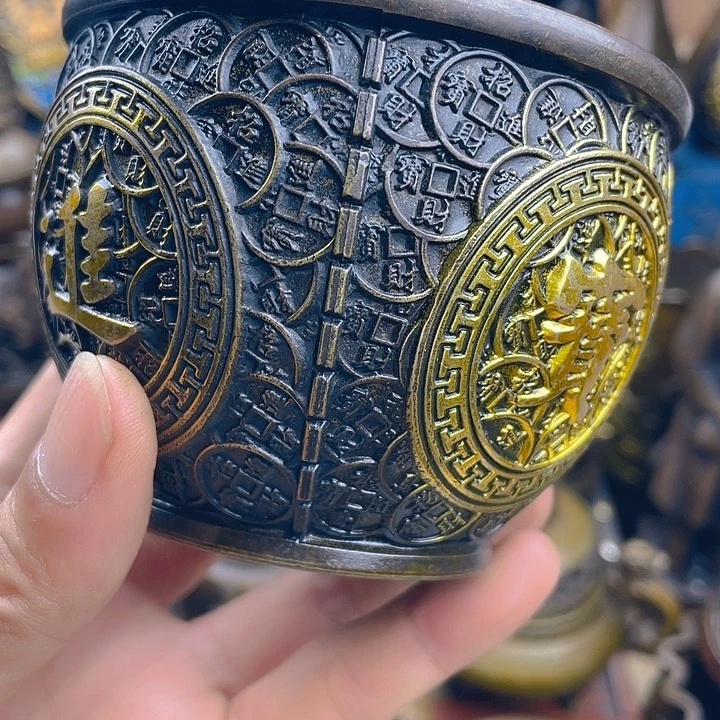 铜工的工资是多少啊